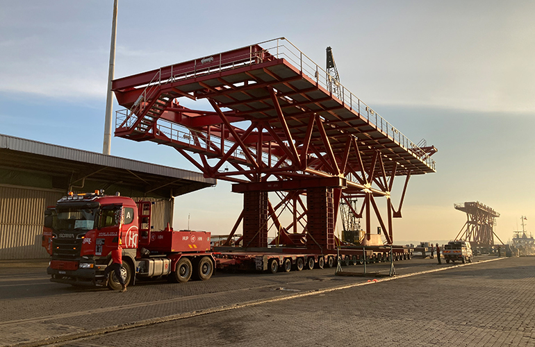 On-site marine survey for the land transportation of heavy marine steel structures.